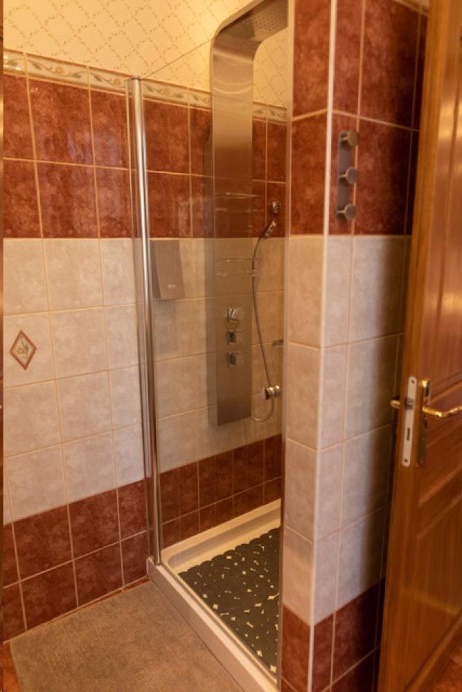 Une image présentant la chambre