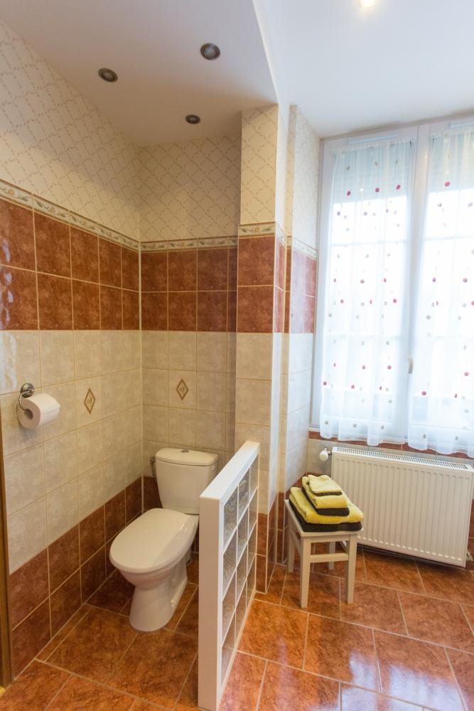 Une image présentant la chambre