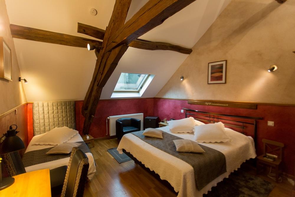 Une image présentant la chambre